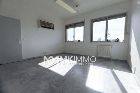   professionnel murs bureau 
