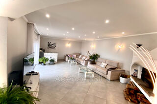  Maison  vendre 6 pices 240 m