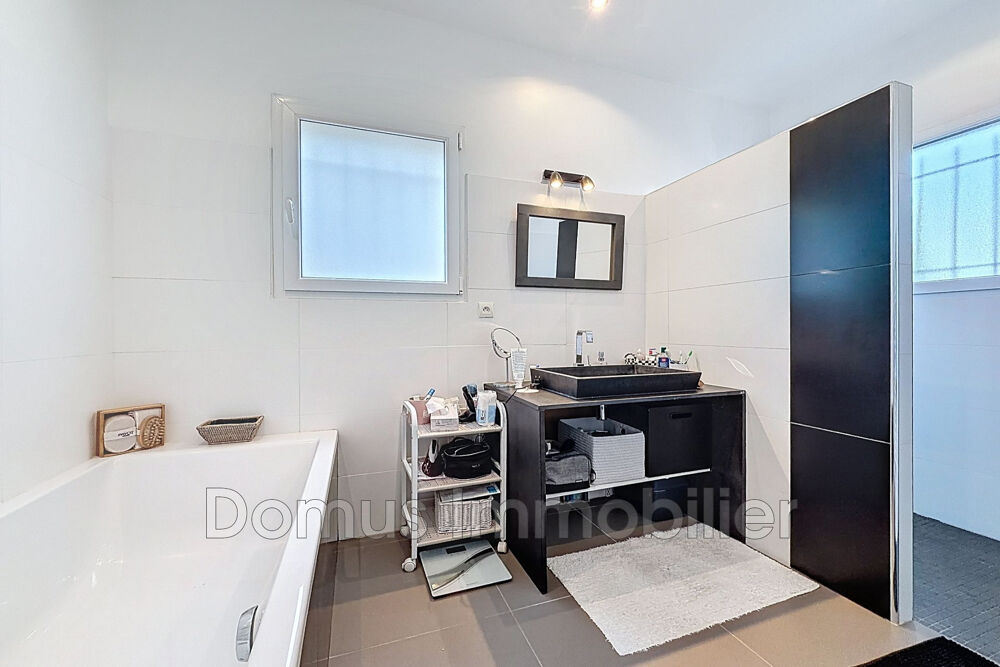  vendre  Maison Saint-Saturnin-ls-Avignon (84450)