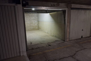  Parking / Garage � vendre 12 m�