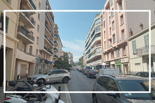  Parking / Garage à vendre 13 m²