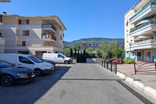  Parking / Garage à vendre 13 m²