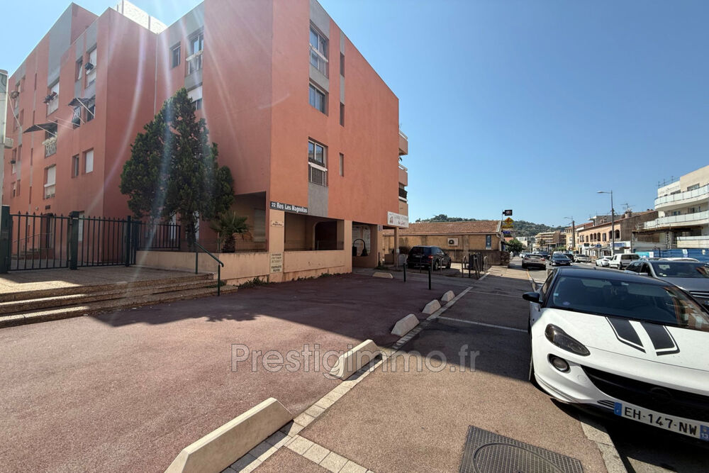 Vente Appartement VALLAURIS CENTRE VILLE - Av. du Tapis Vert. RDC Grand Studio d Vallauris