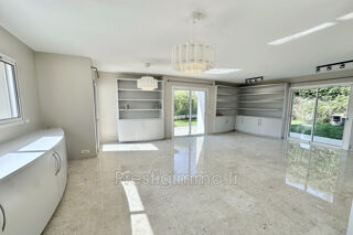  Maison à louer 5 pièces 150 m² Le cannet