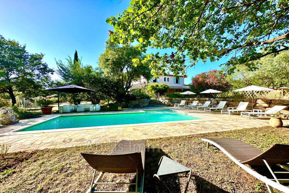 Charmante villa provençale à Gassin - 4 chambres - piscine.
