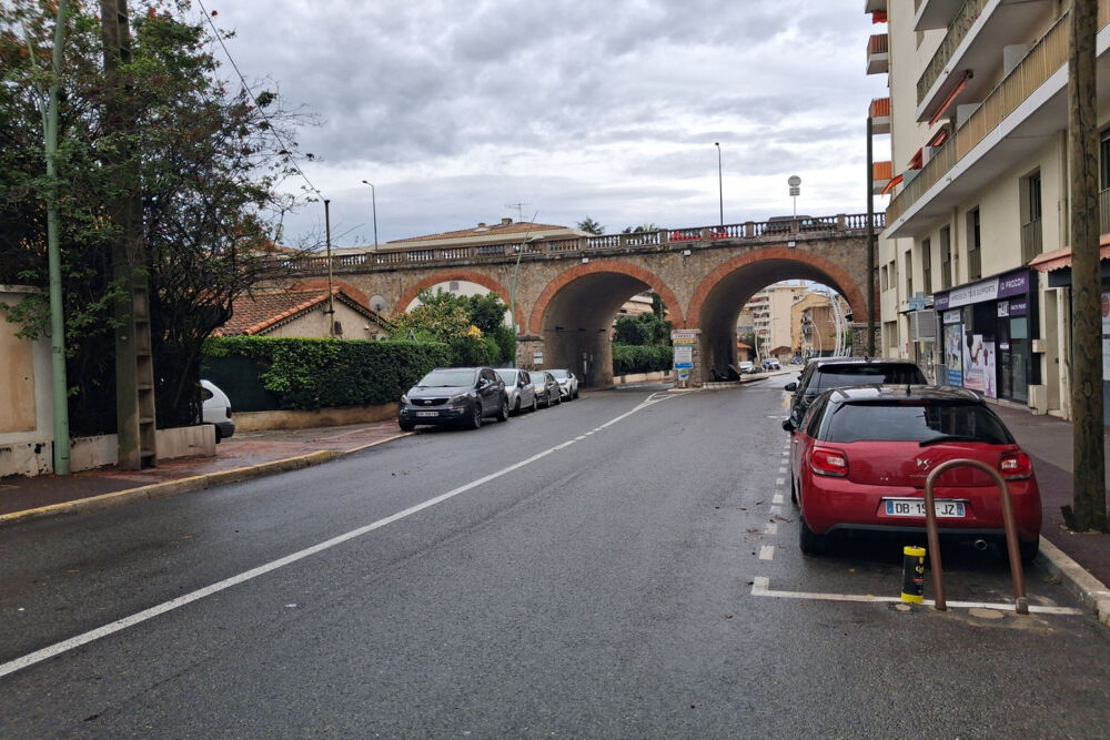 Vente Parking/Garage GARAGE TAILLE PMR 15 M² : AZUR PARADIS Cannes