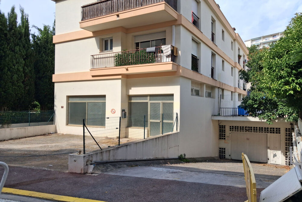 Vente Parking/Garage PARKING EN SOUS SOL 12 M² : BD CARNOT Cannes