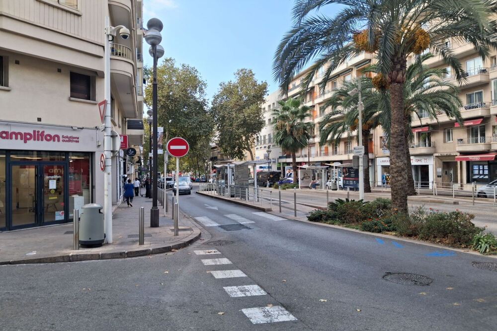 Vente Parking/Garage GARAGE 16 M² : BAS CARNOT Cannes