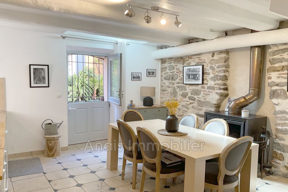 Maison de village 67 m² avec terrasse tropézienne - charme & c