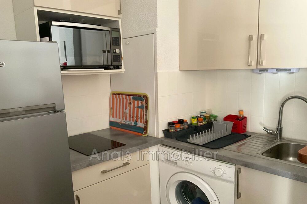 Vente Appartement Cogolin centre, coquet petit deux pièces de 32 m² avec loggia Cogolin