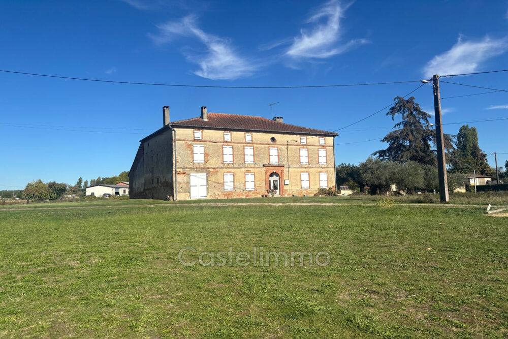 Maison 195 m² · à Saint-Nicolas-de-la-Grave · 195 m² · 240 000 €
