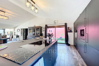  Maison  vendre 4 pices 146 m