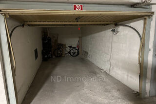  Parking / Garage à vendre  Cannes