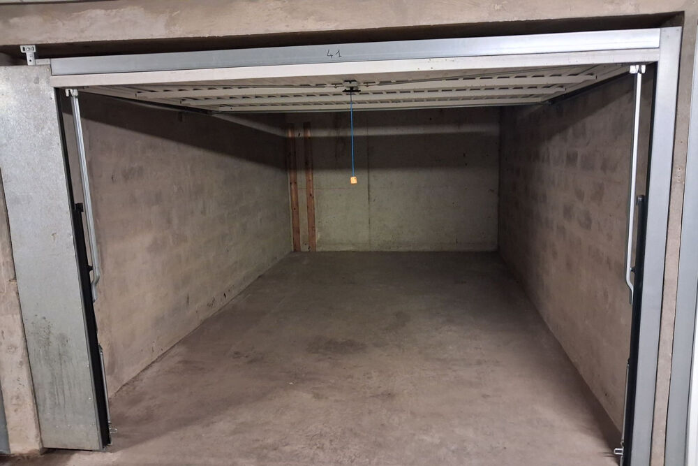 Vente Parking/Garage GARAGE TAILLE PMR 15 M² : AZUR PARADIS Cannes