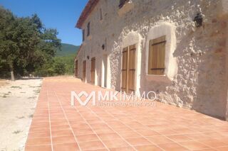  Maison � louer  Seillans