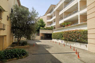  Parking / Garage à vendre 18 m²