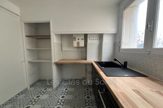  Appartement  louer 65 m
