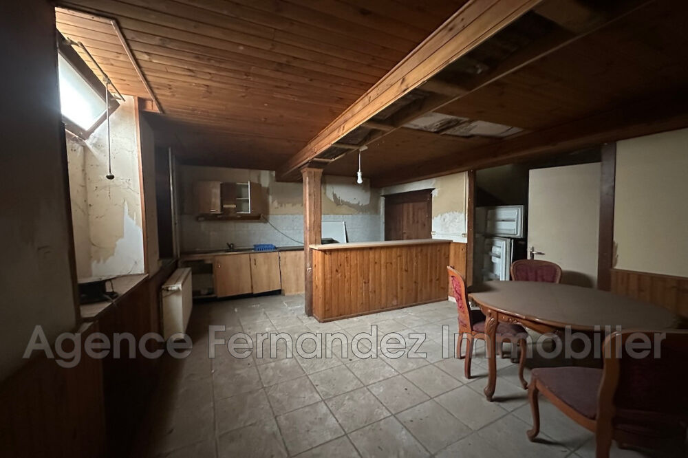 Vente Maison SOUS COMPROMIS DE VENTE  HABITATION À RÉNOVER ET GARAGE SÉPARÉ Iguerande