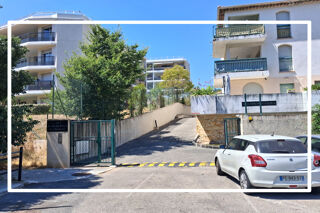  Parking / Garage à vendre 13 m²