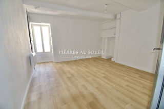  Appartement à louer 3 pièces 90 m²