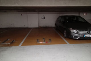  Parking / Garage à vendre  Cannes