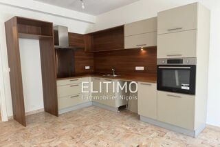  Appartement à louer 3 pièces 72 m²