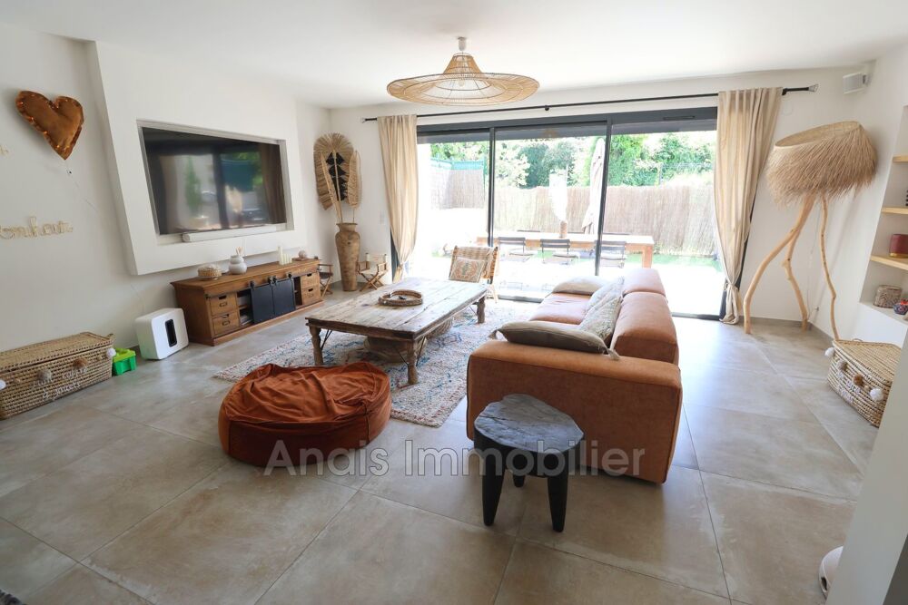 Vente Maison Très belle maison de ville à Cogolin avec stationnement. Cogolin