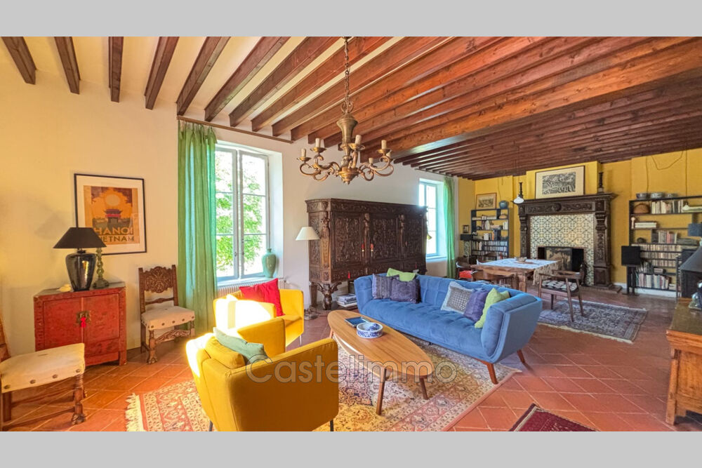 Vente Maison Maison de caractère avec dépendance et gîte sur 15 060 m². Moissac