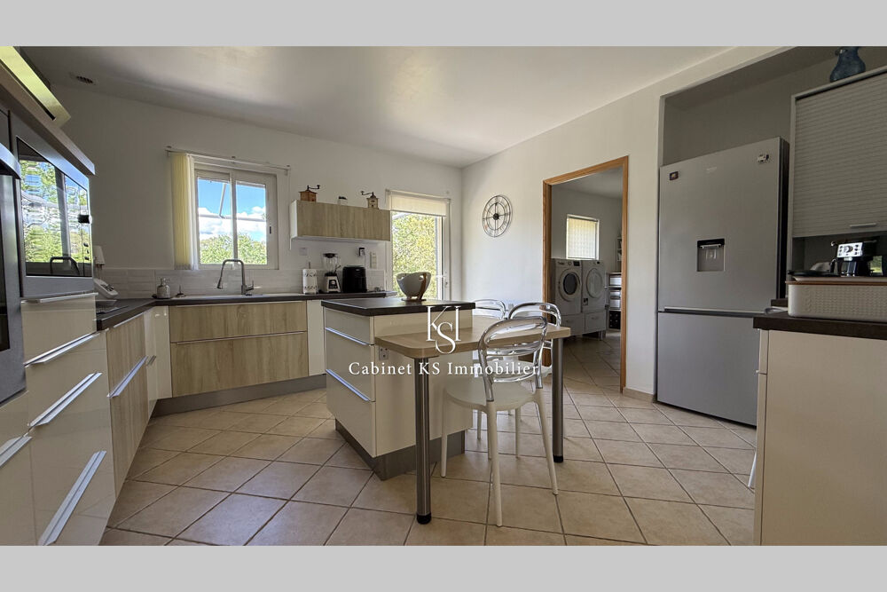 à vendre  Maison Brue-Auriac (83119)