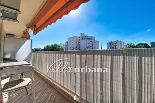 Vente Appartement EXCLUSIVITÉ - JUAN-LES-PINS : Le bord de mer à deux pas et un Juan-les-pins