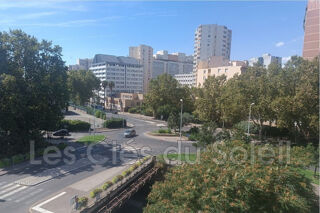  Appartement � vendre 5 pi�ces 97 m�