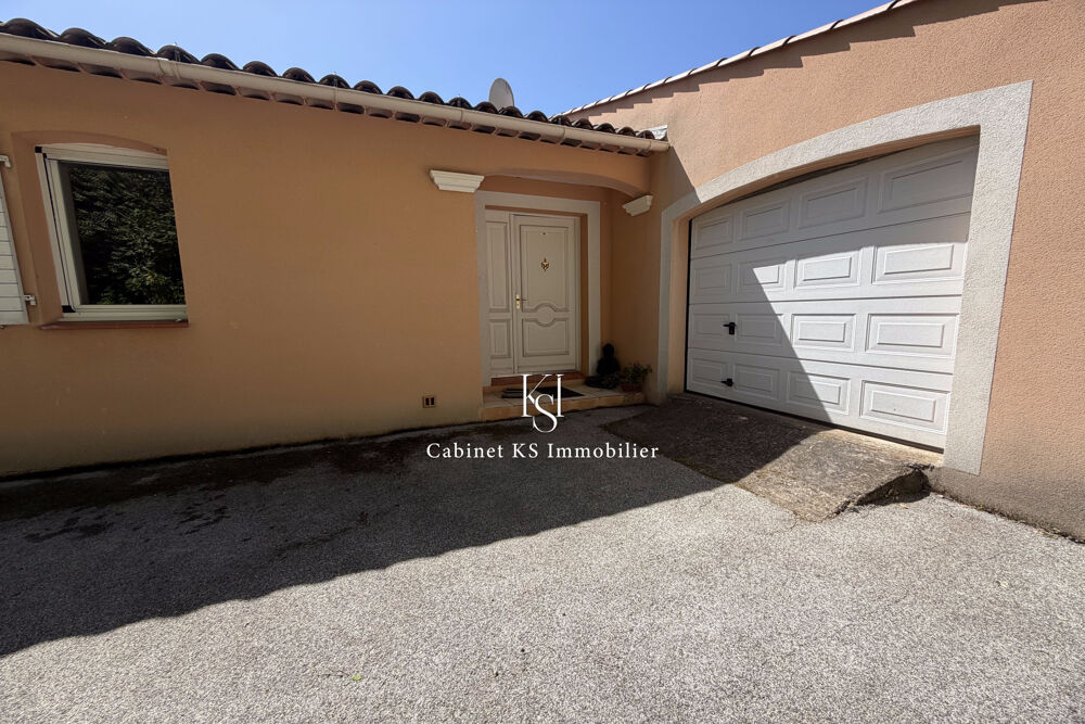 VILLA T4 AVEC GARAGE ET PISCINE SUR 1200 M2 DE TERRAIN CLOS