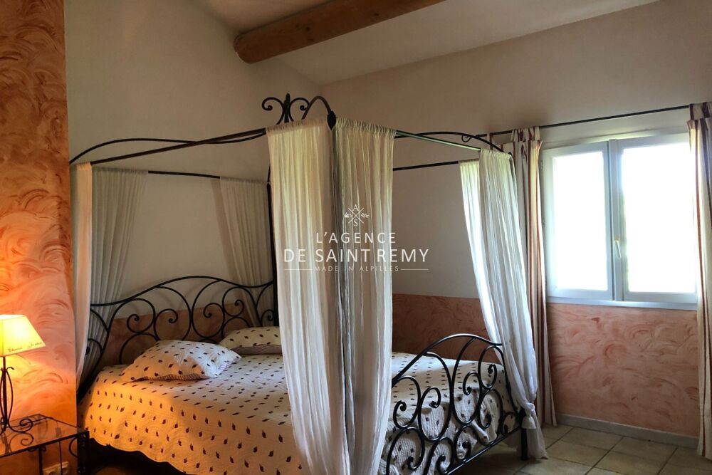 à vendre  Maison Saint-Rémy-de-Provence (13210)