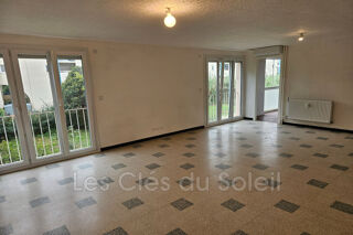  Appartement  vendre 5 pices 82 m