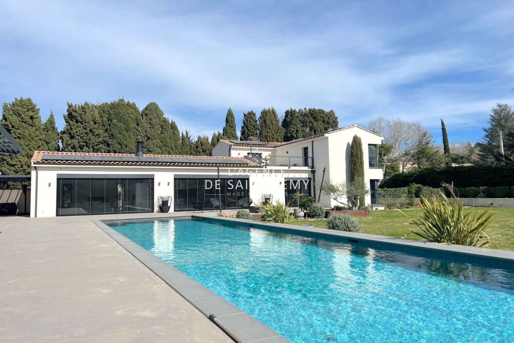 Maison 6 pièces 260 m² · à Saint-Rémy-de-Provence · 260 m² · 2 100 000 €