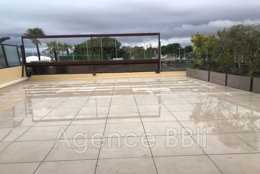  vendre  Appartement Saint-Laurent-du-Var (06700)