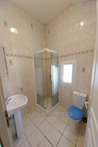  Appartement à louer 5 pièces 95 m²