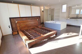  Maison � vendre 9 pi�ces 300 m�