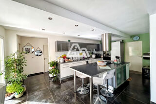  Maison à vendre 6 pièces 164 m²