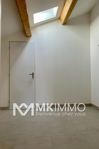  Appartement à louer 5 pièces 118 m²