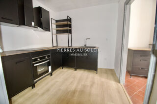  Appartement à louer 3 pièces 90 m²
