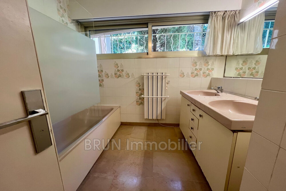 � vendre  Appartement Antibes (06600)