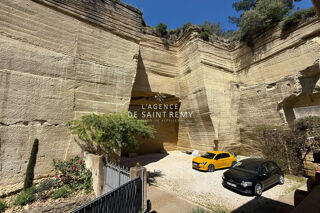  Maison  vendre 8 pices 220 m