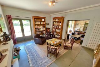  Maison  vendre 9 pices 310 m