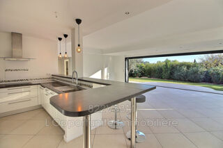  Maison � vendre 4 pi�ces 163 m�