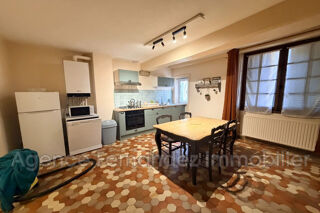  Appartement à louer 3 pièces 66 m²