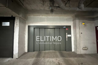  Parking / Garage à vendre 13 m²