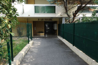  Parking / Garage  vendre 17 m