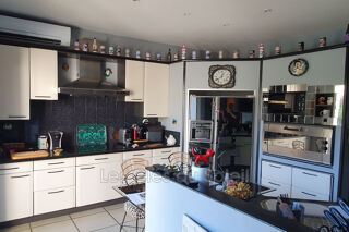  Maison � vendre 6 pi�ces 185 m�