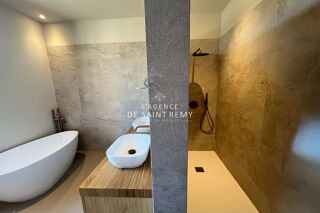  Maison  vendre 5 pices 231 m